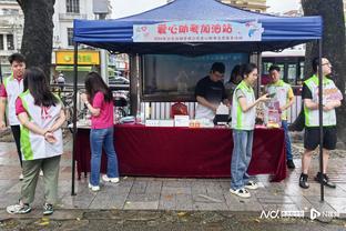 詹宁斯谈勇士：鲍勃-迈尔斯料到情况会很棘手 所以他选择离开